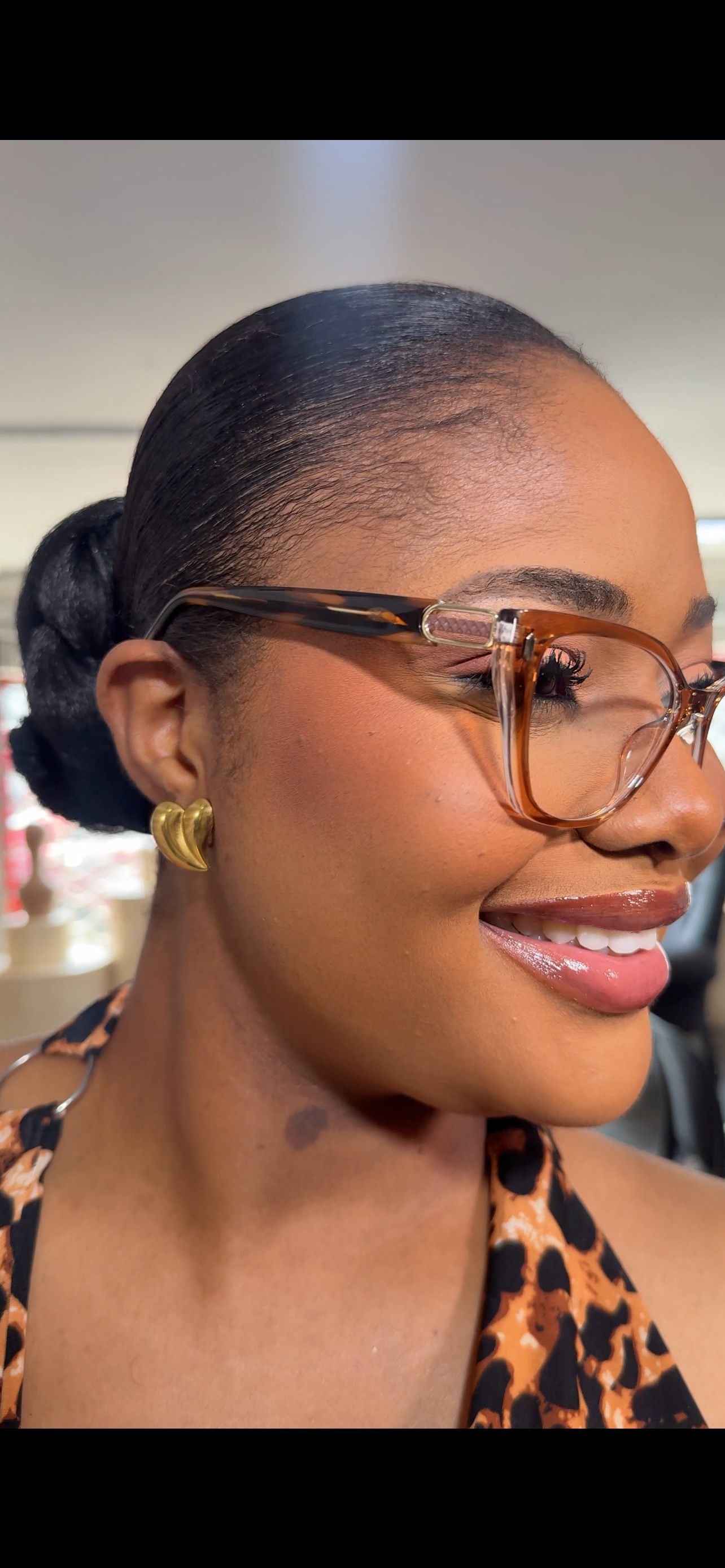 EMERSON FRAMES IN LEO