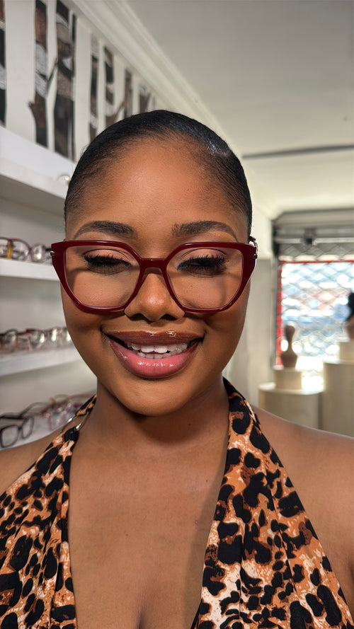 AMIRA FRAMES IN RED