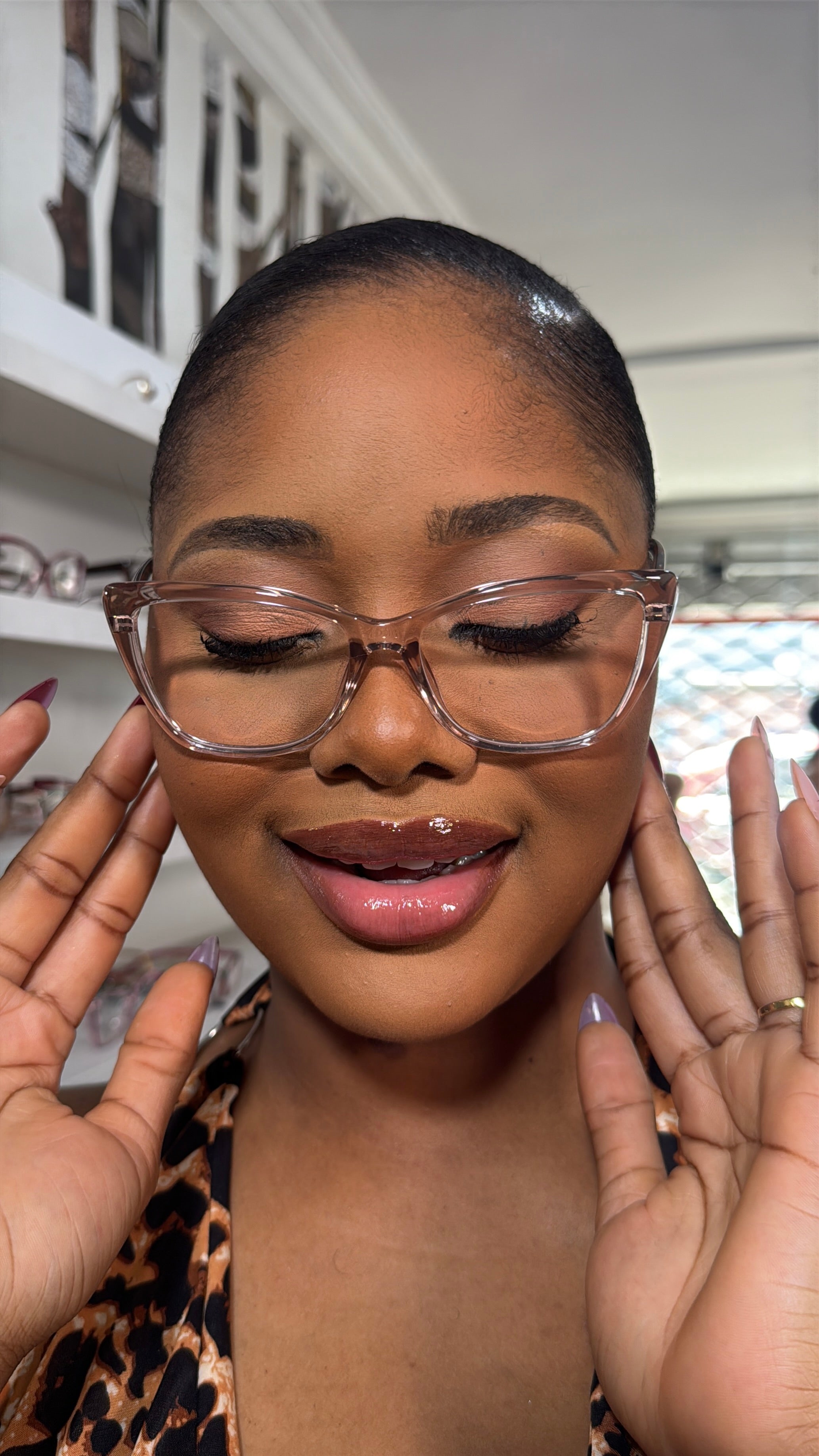 OPHELIA FRAMES IN NUDE
