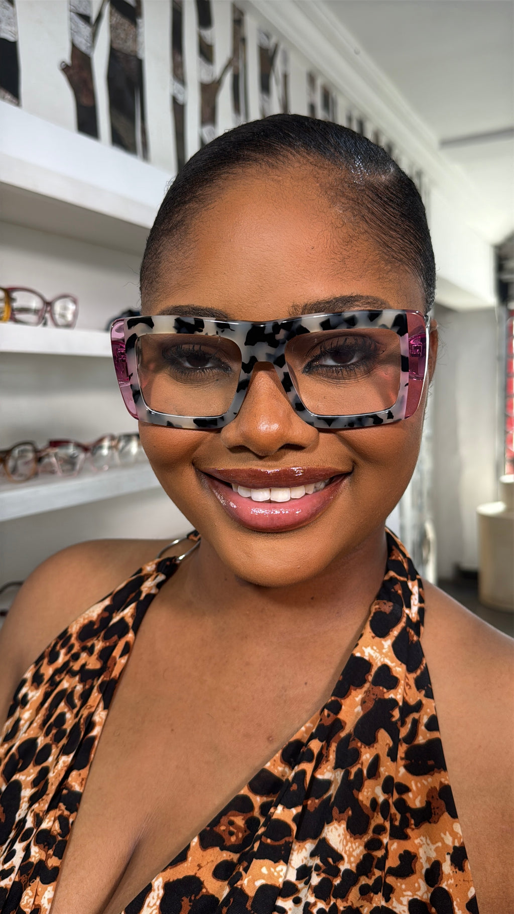ELIZABETH FRAMES