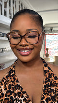 LOLA FRAMES IN LEO