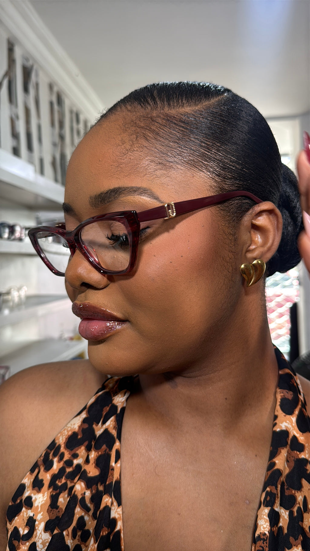 VALERIE FRAMES IN BURGUNDY